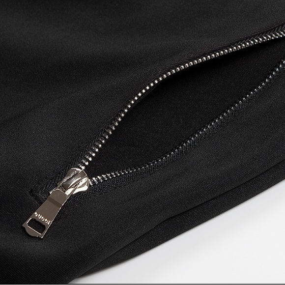 TRACKSUIT - NEW - SZ M โฅ๏ธ๐ - Picture 16 of 16